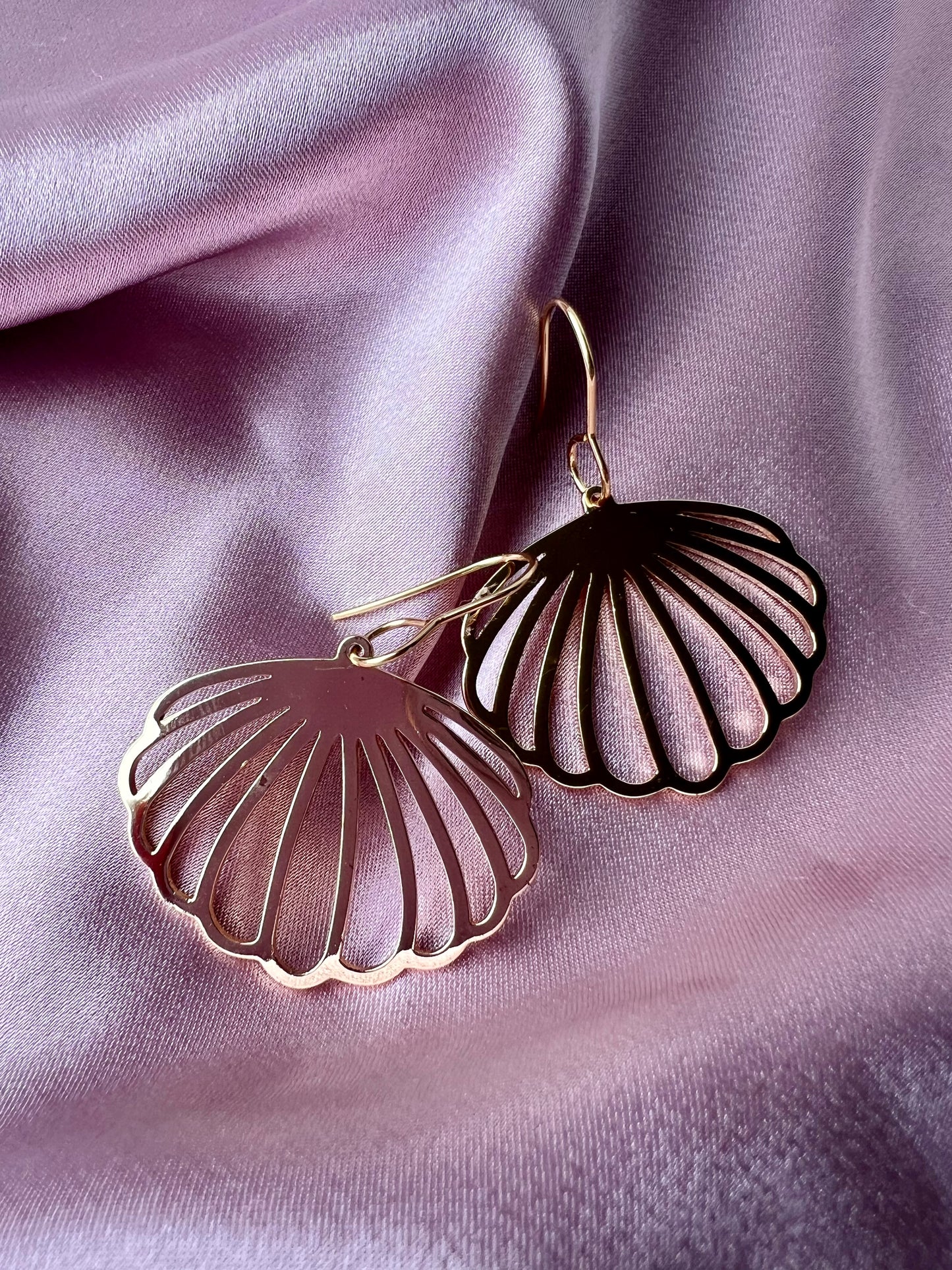 Gold Shell Earrings