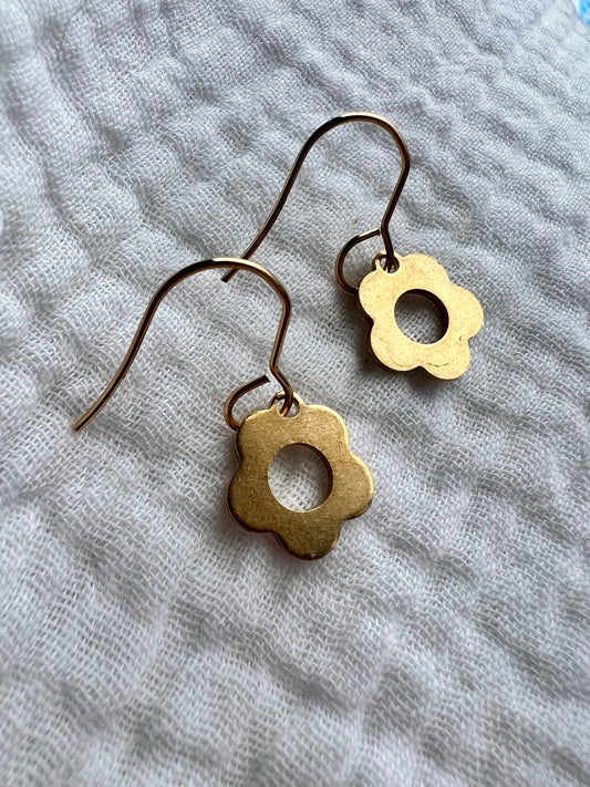 Small Gold Flower Earrings